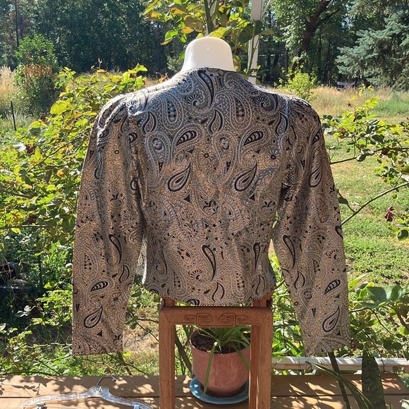 John’s Girl jacquard bolero with puffy sleeves silver & gold threads metallic M - Picture 7 of 9